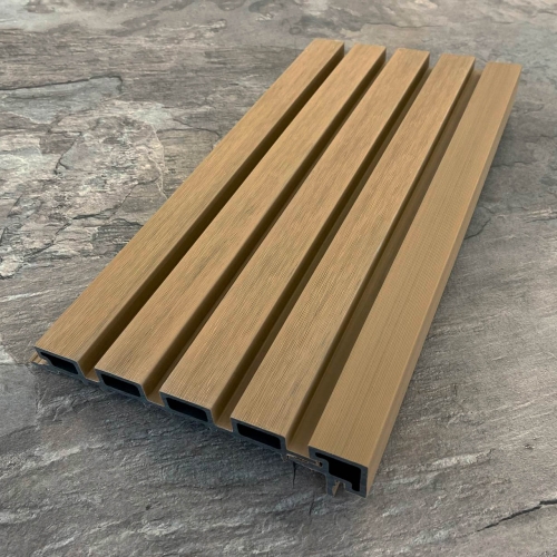Угол для реечной панели EasyDecking / Ко-Экструзия / Дуб 50х50х4010