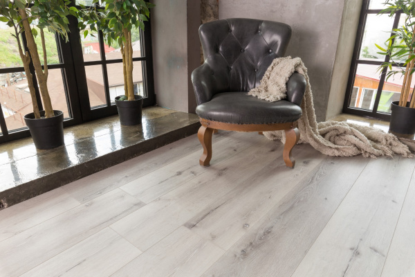 Виниловый ламинат Aquafloor /Настоящее Дерево/RealWood /УВЕЛИЧЕННЫЙ ФОРМАТ/XL AF8005XL